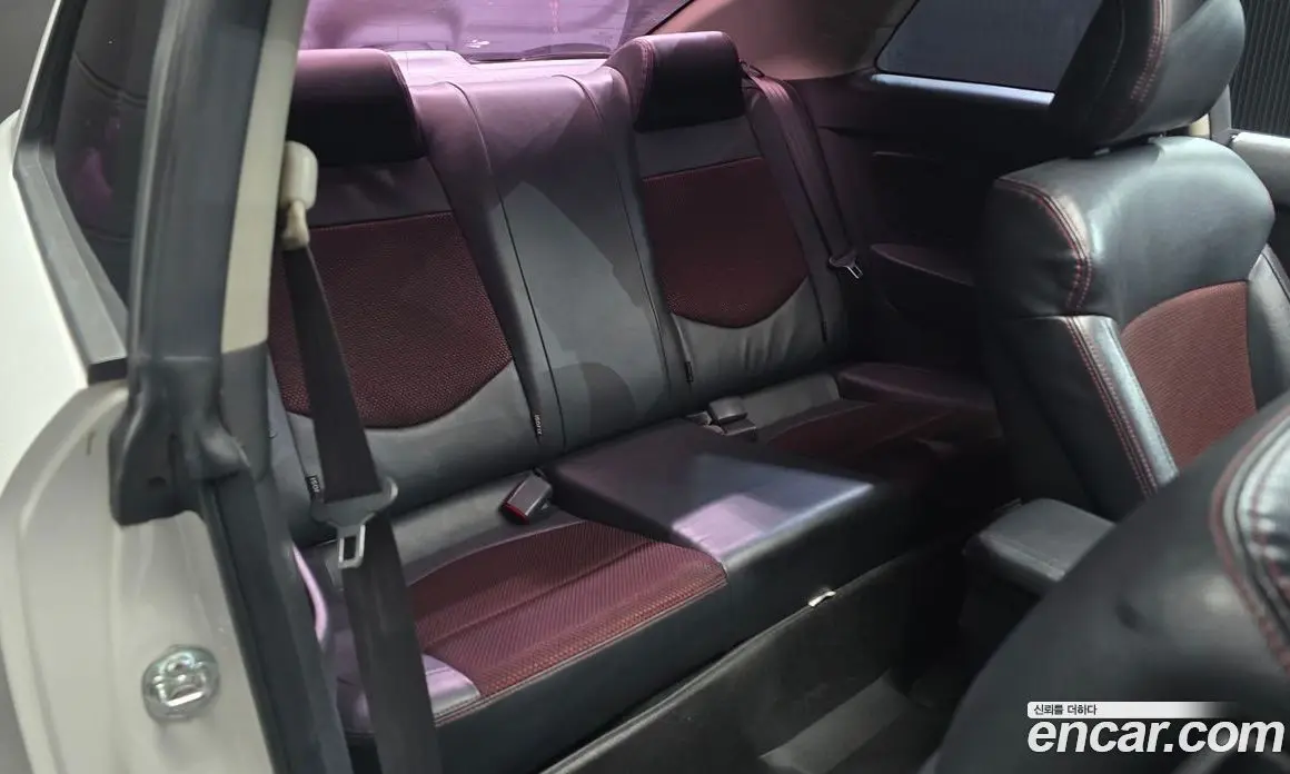 Kia Porte 2011 2.0 автомат (гидро), фото 11