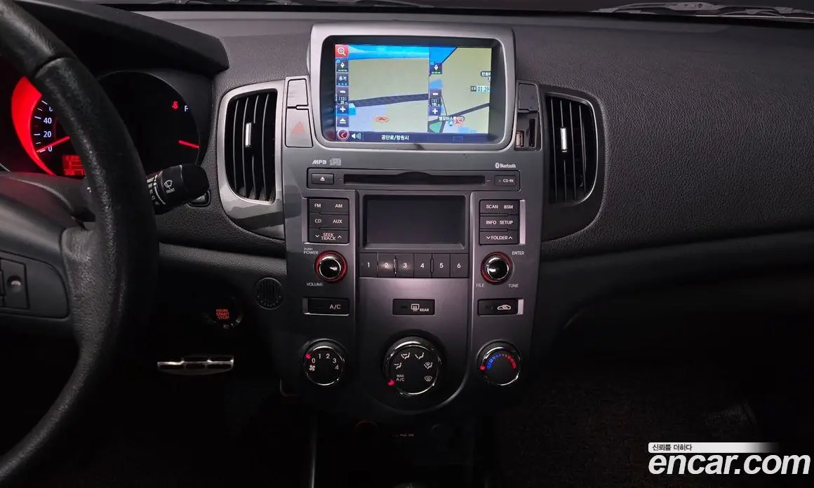 Kia Porte 2011 2.0 автомат (гидро), фото 14