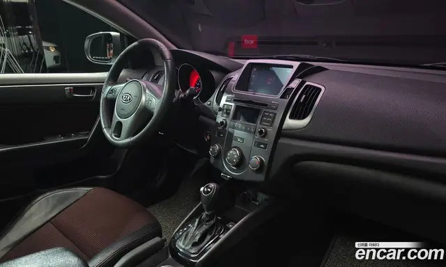Kia Porte 2011 2.0 автомат (гидро), миниатюра 7