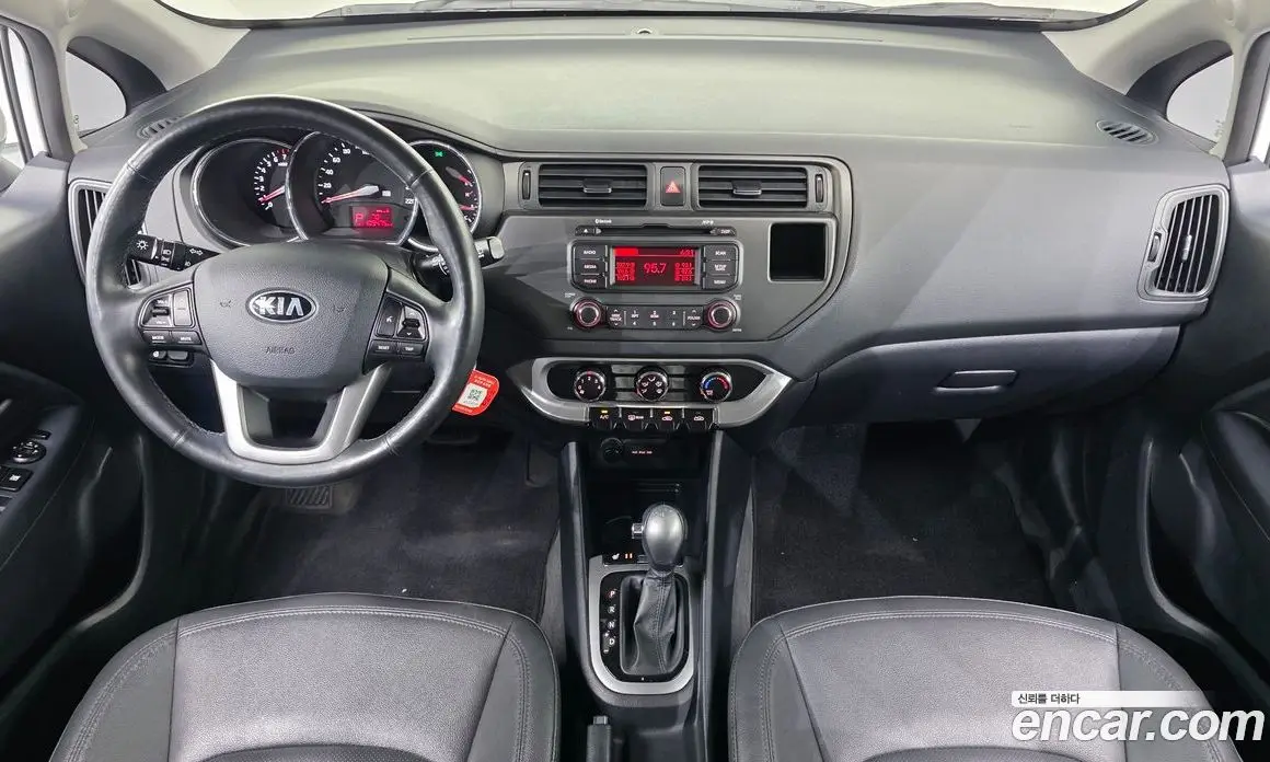 Kia Pride 2013 1.4 автомат (гидро), фото 7