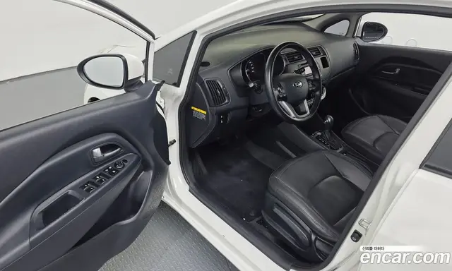 Kia Pride 2013 1.4 автомат (гидро), миниатюра 10