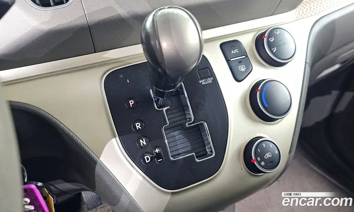 Kia Ray 2012 1.0 автомат (гидро), фото 12 Kia Ray 2012 1.0 автомат (гидро), фото 12