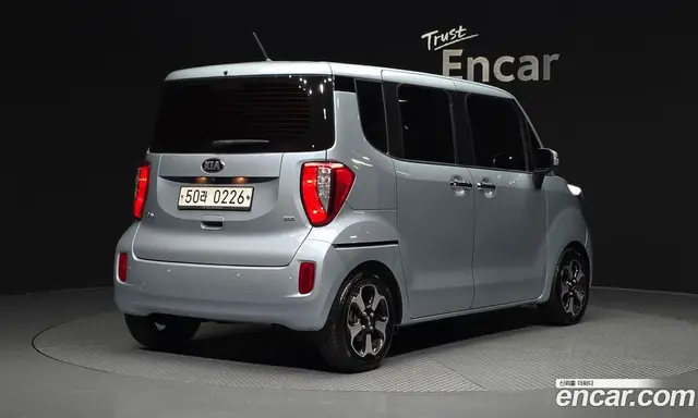 Kia Ray 2015 1.0 автомат (гидро), миниатюра 2