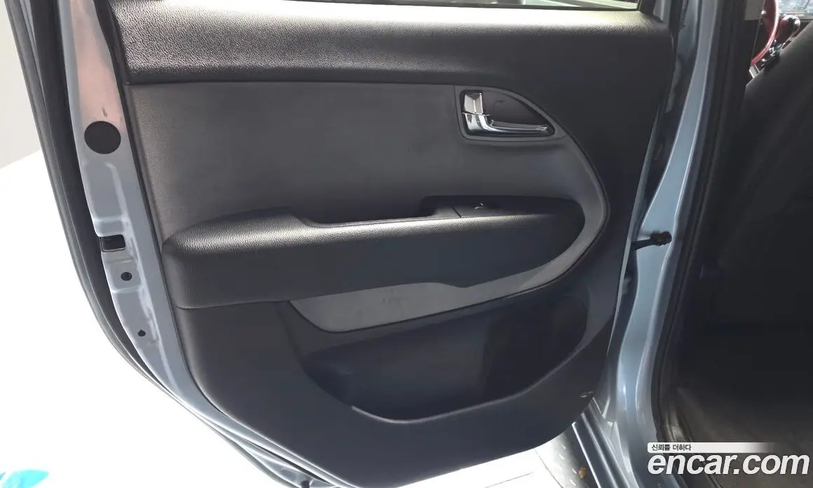 Kia Ray 2015 1.0 автомат (гидро), фото 15