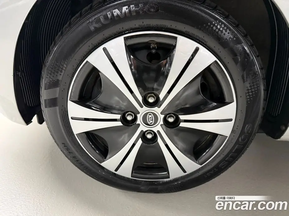 Kia Ray 2018 1.0 автомат (гидро), фото 5 Kia Ray 2018 1.0 автомат (гидро), фото 5