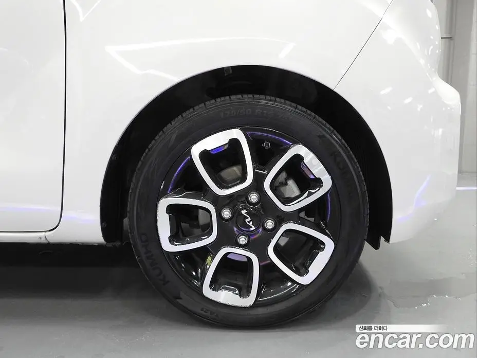Kia Ray 2021 1.0 автомат (гидро), фото 8
