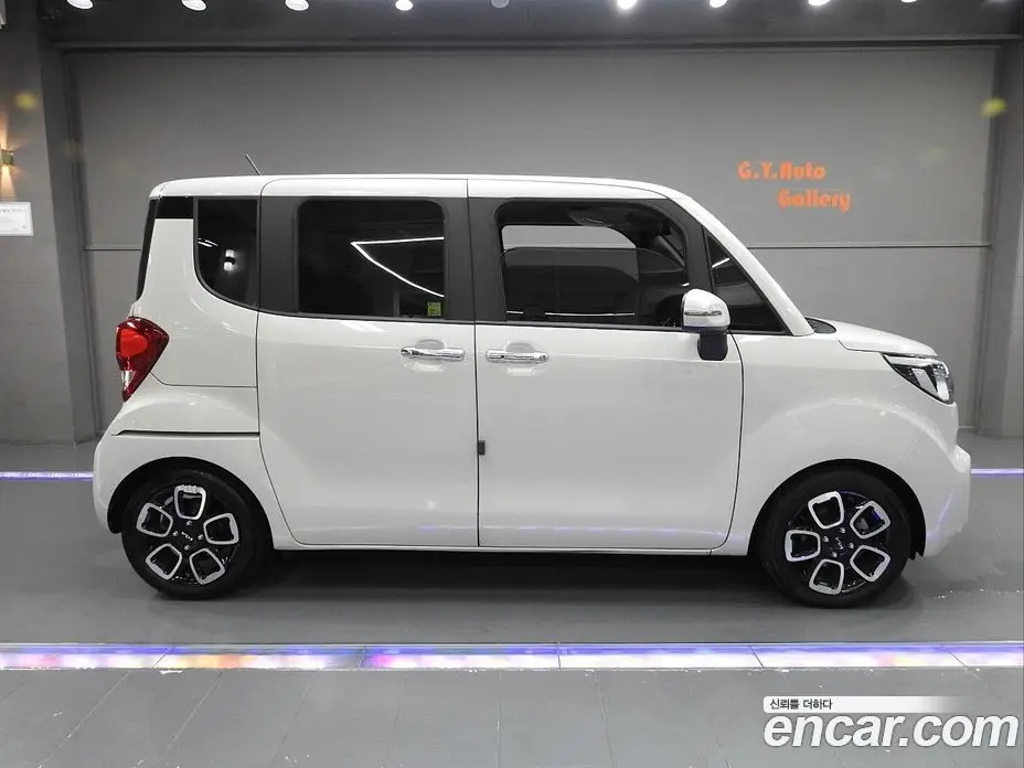 Kia Ray 2021 1.0 автомат (гидро), фото 9