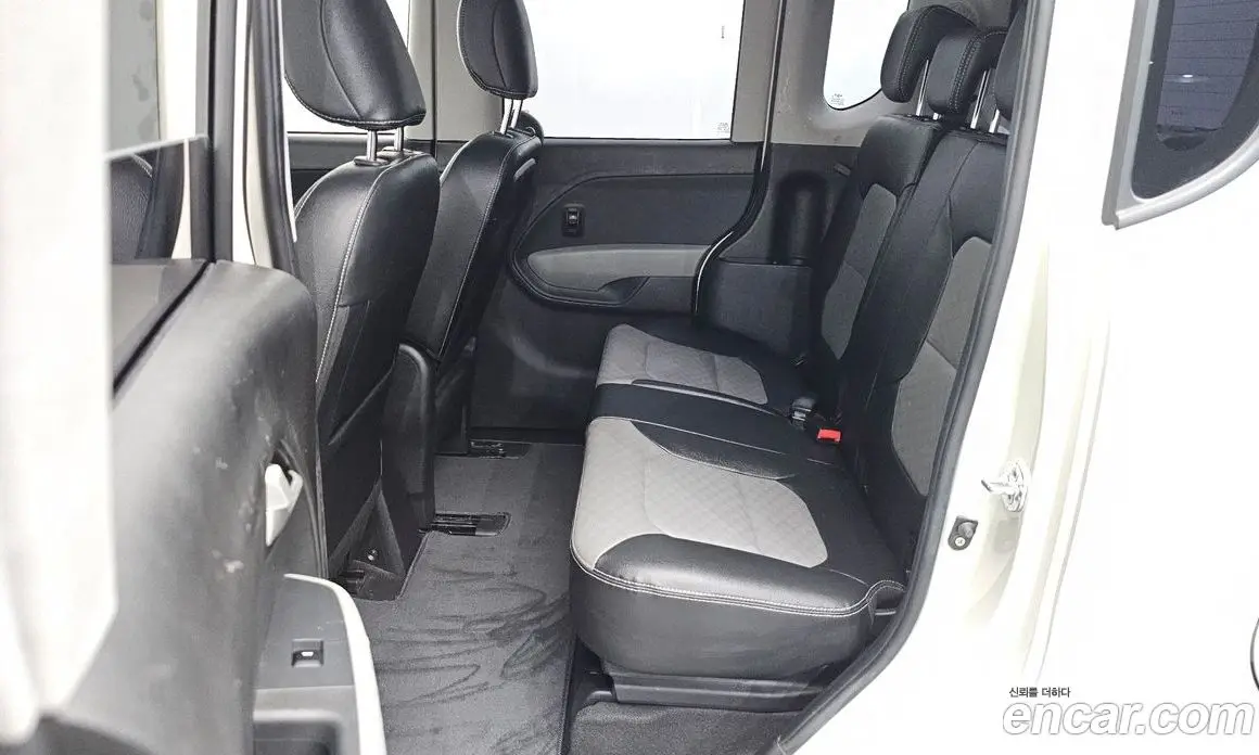 Kia Ray 2021 1.0 автомат (гидро), фото 17