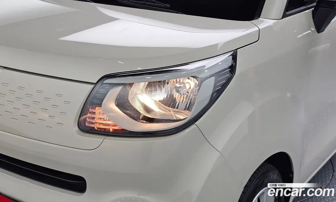 Kia Ray 2021 1.0 автомат (гидро), фото 8