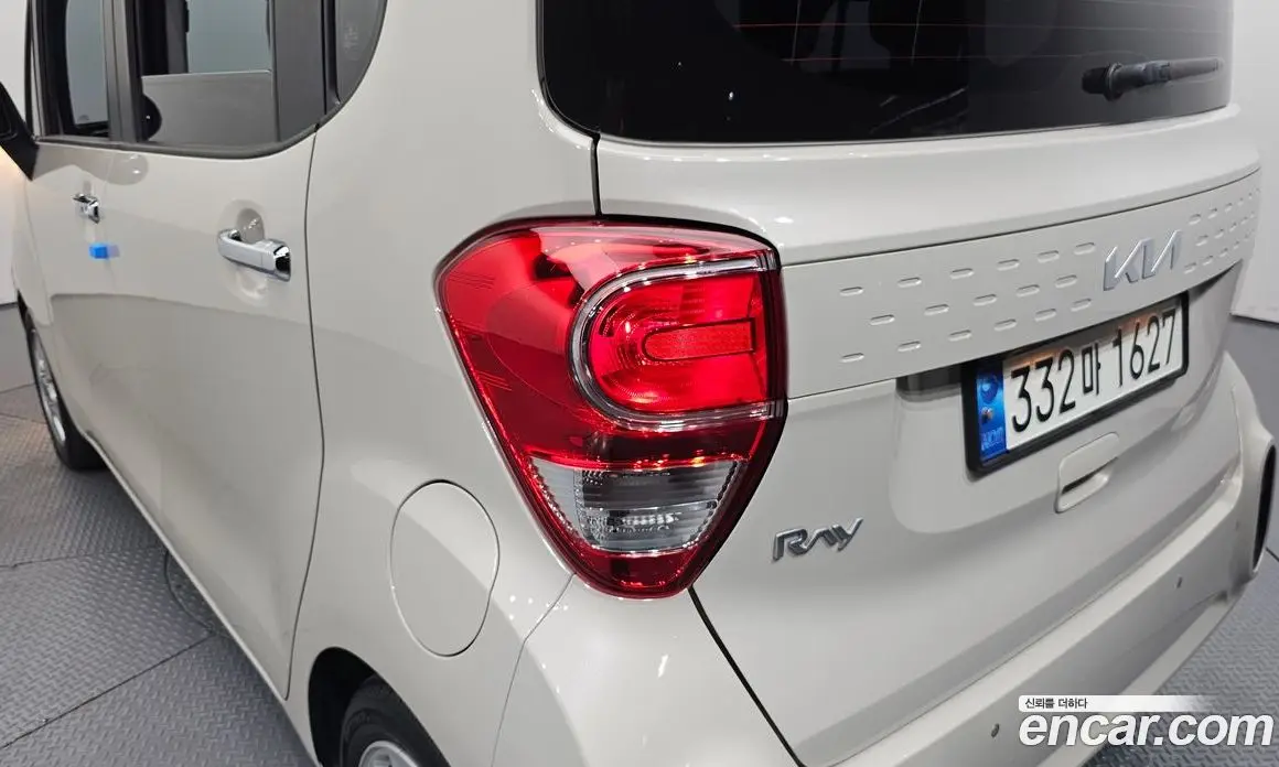 Kia Ray 2021 1.0 автомат (гидро), фото 9