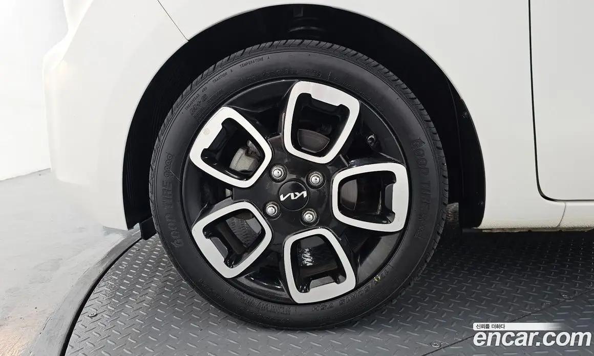 Kia Ray 2022 1.0 автомат (гидро), фото 5