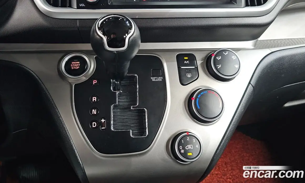 Kia Ray 2022 1.0 автомат (гидро), фото 9