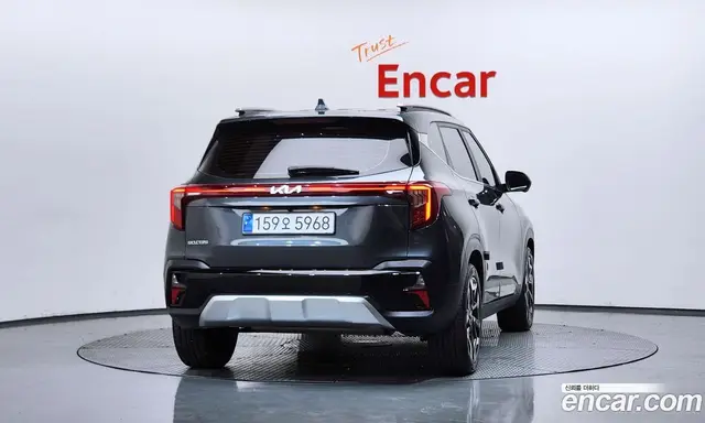Kia Seltos 2022 2.0 автомат (гидро), миниатюра 4
