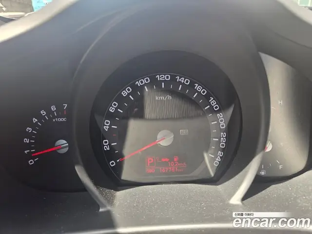 Kia Sportage 2011 2.0 автомат (гидро), миниатюра 11