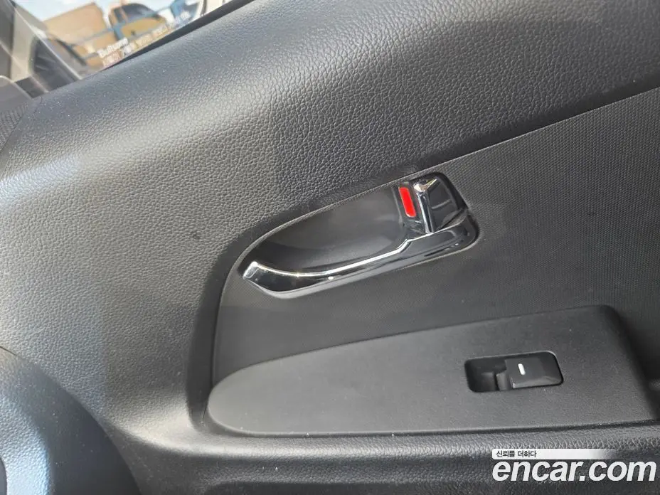 Kia Sportage 2011 2.0 автомат (гидро), фото 17