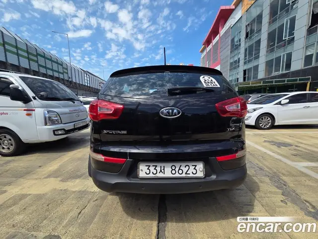 Kia Sportage 2011 2.0 автомат (гидро), миниатюра 3
