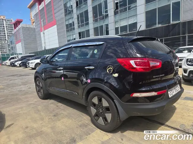 Kia Sportage 2011 2.0 автомат (гидро), миниатюра 4