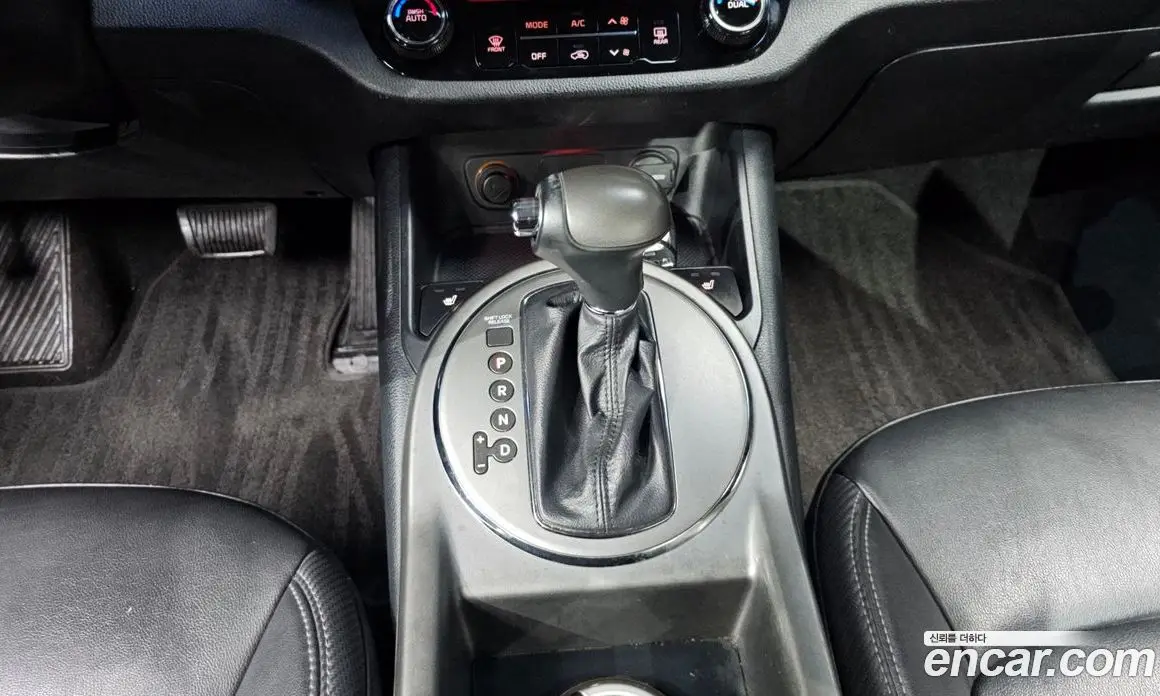 Kia Sportage 2014 2.0 автомат (гидро), фото 12