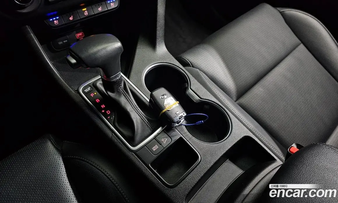Kia Sportage 2018 2.0 автомат (гидро), фото 12