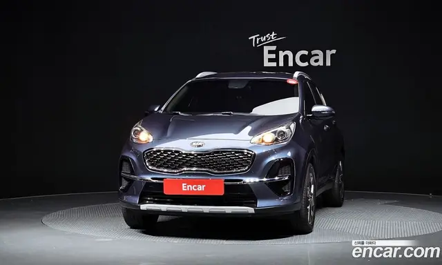 Kia Sportage 2018 2.0 автомат (гидро), миниатюра 3