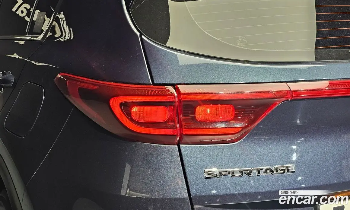 Kia Sportage 2018 2.0 автомат (гидро), фото 9