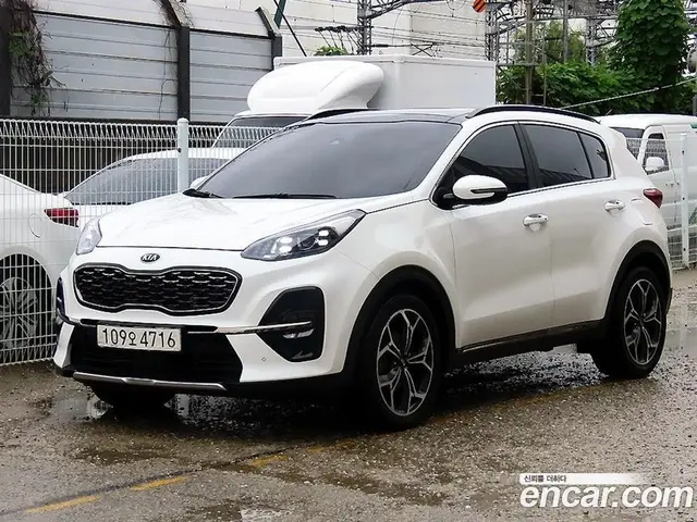 Kia Sportage 2018 2.0 автомат (гидро), миниатюра 2