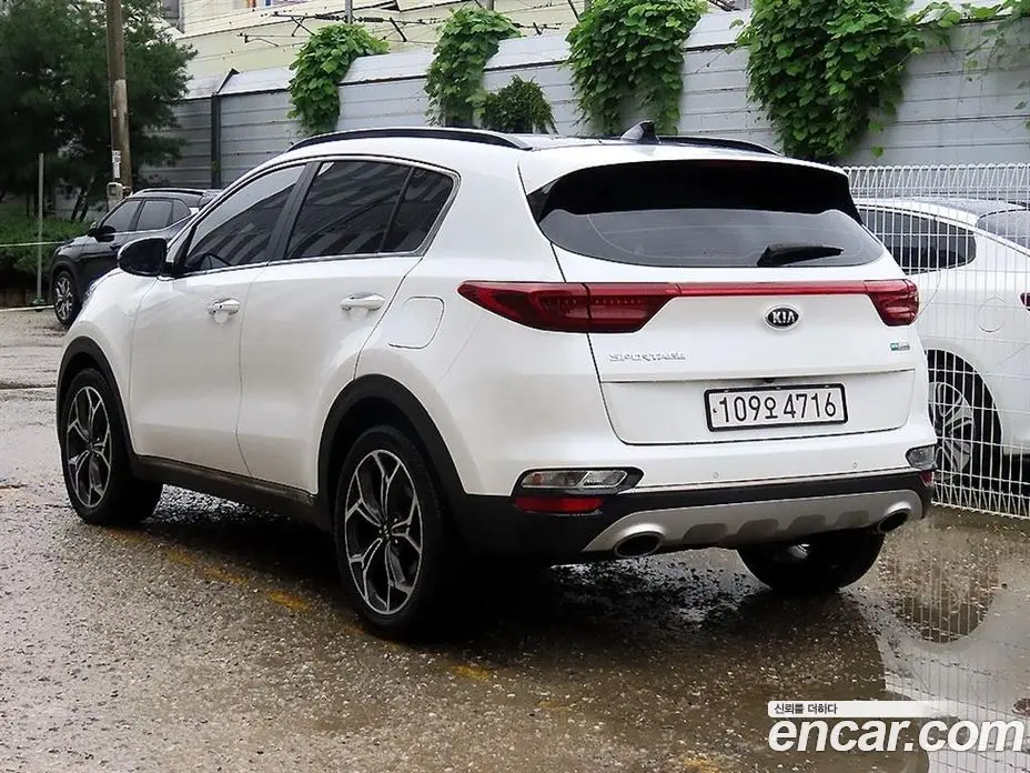 Kia Sportage 2018 2.0 автомат (гидро), фото 3