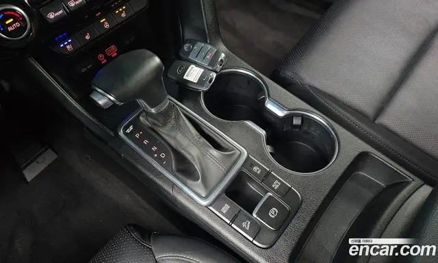 Kia Sportage 2018 2.0 автомат (гидро), миниатюра 9