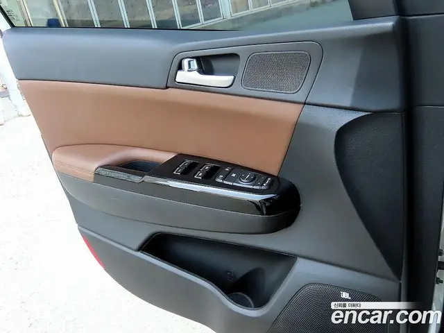 Kia Sportage 2019 2.0 автомат (гидро), миниатюра 11 Kia Sportage 2019 2.0 автомат (гидро), миниатюра 11