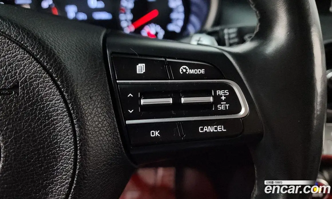 Kia Stinger 2017 3.3 автомат (гидро), фото 16