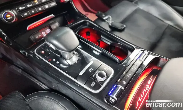 Kia Stinger 2017 3.3 автомат (гидро), миниатюра 9