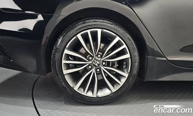 Kia Stinger 2017 2.0 автомат (гидро), миниатюра 5 Kia Stinger 2017 2.0 автомат (гидро), миниатюра 5