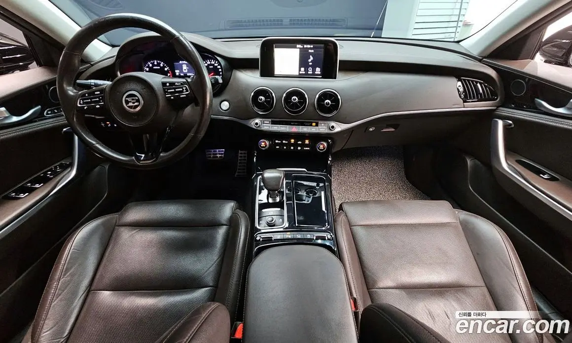 Kia Stinger 2017 2.0 автомат (гидро), фото 7