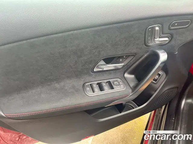 Mercedes-Benz A-Class 2024 2.0 автомат (гидро), миниатюра 6