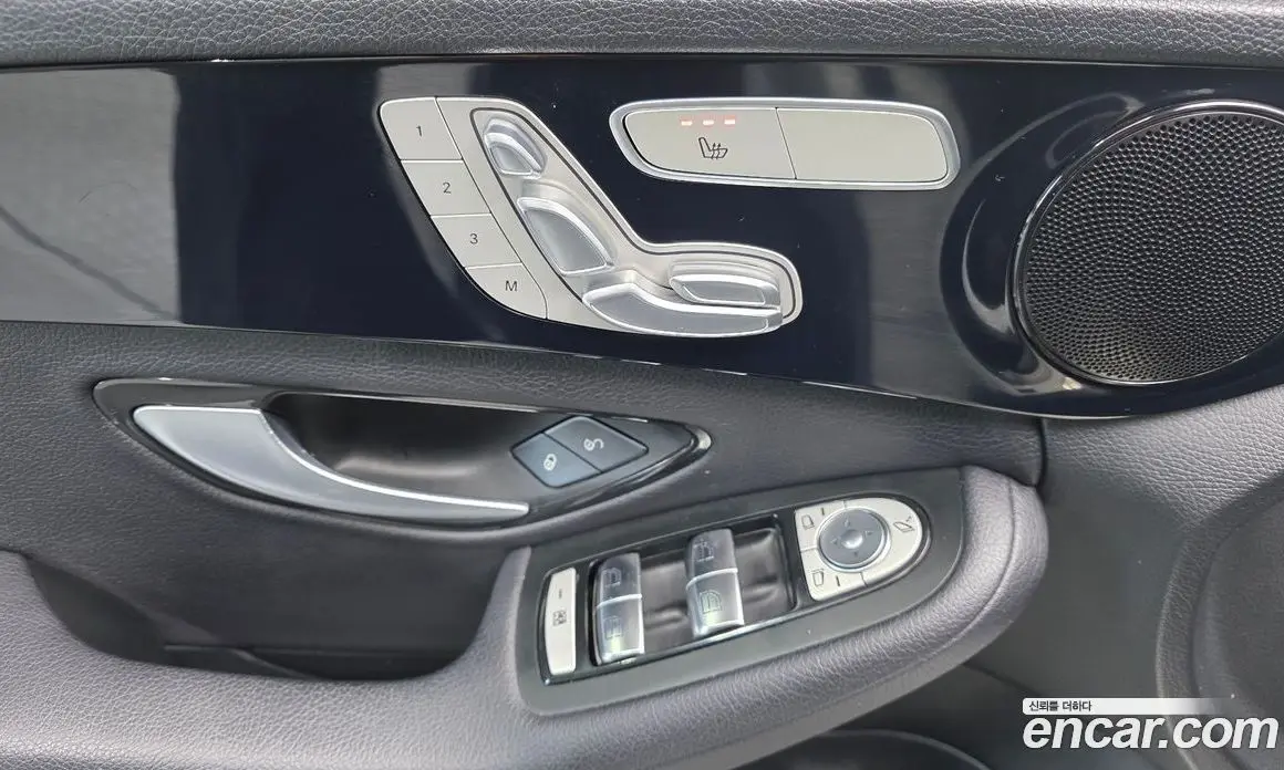 Mercedes-Benz C-Class 2019 2.0 автомат (гидро), фото 12 Mercedes-Benz C-Class 2019 2.0 автомат (гидро), фото 12