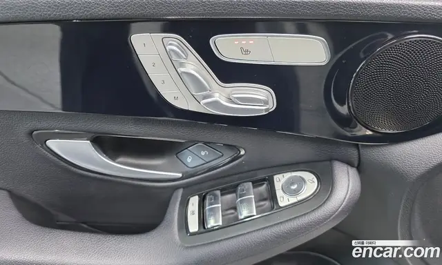 Mercedes-Benz C-Class 2019 2.0 автомат (гидро), миниатюра 12