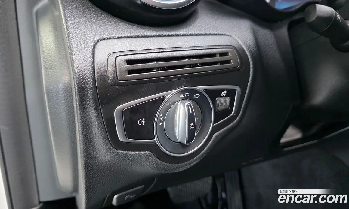 Mercedes-Benz C-Class 2019 2.0 автомат (гидро), фото 13 Mercedes-Benz C-Class 2019 2.0 автомат (гидро), фото 13