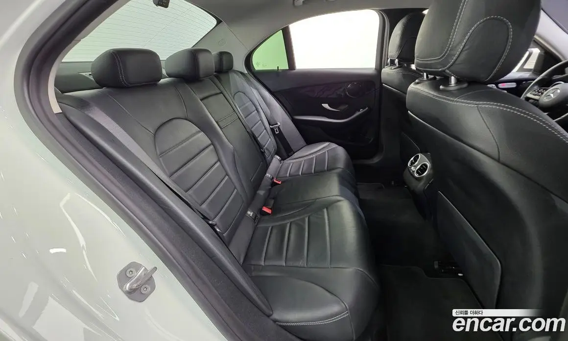 Mercedes-Benz C-Class 2019 2.0 автомат (гидро), фото 20 Mercedes-Benz C-Class 2019 2.0 автомат (гидро), фото 20