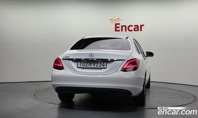 Mercedes-Benz C-Class 2019 2.0 автомат (гидро), миниатюра 4 Mercedes-Benz C-Class 2019 2.0 автомат (гидро), миниатюра 4