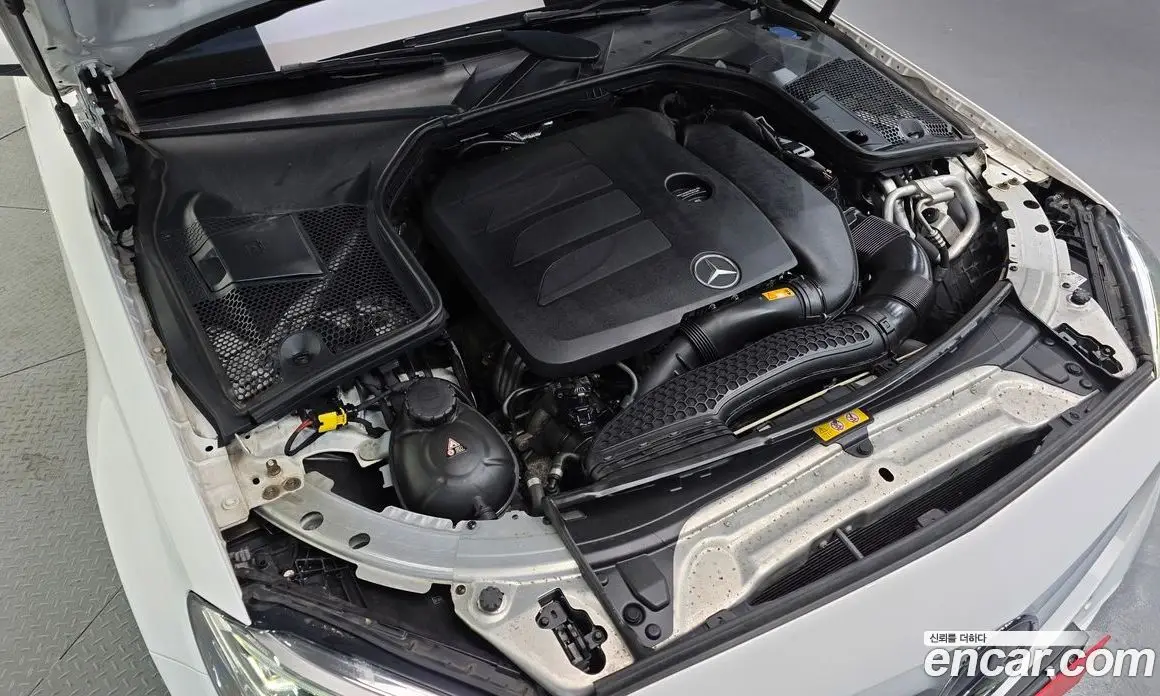 Mercedes-Benz C-Class 2019 2.0 автомат (гидро), фото 6 Mercedes-Benz C-Class 2019 2.0 автомат (гидро), фото 6