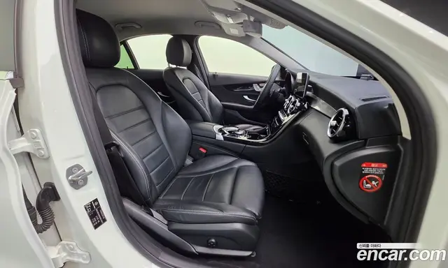 Mercedes-Benz C-Class 2019 2.0 автомат (гидро), миниатюра 10 Mercedes-Benz C-Class 2019 2.0 автомат (гидро), миниатюра 10