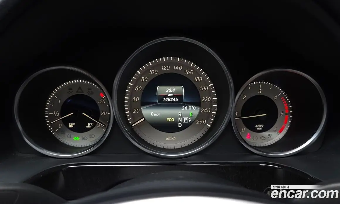 Mercedes-Benz E-Class 2013 2.1 автомат (гидро), фото 8