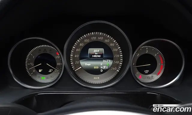 Mercedes-Benz E-Class 2013 2.1 автомат (гидро), миниатюра 8