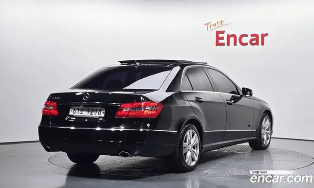 Mercedes-Benz E-Class 2013 3.5 автомат (гидро), миниатюра 2