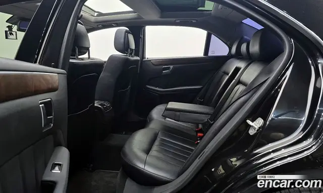 Mercedes-Benz E-Class 2013 3.5 автомат (гидро), миниатюра 12