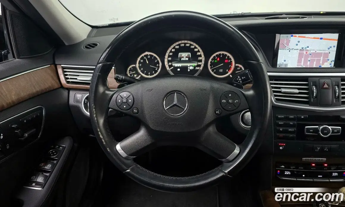 Mercedes-Benz E-Class 2013 3.5 автомат (гидро), фото 13