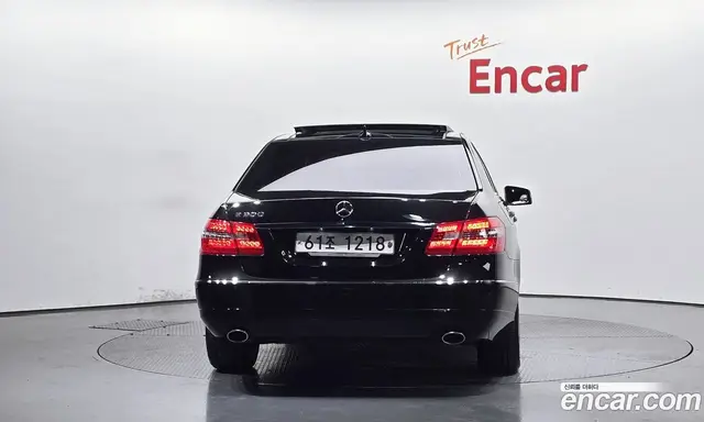 Mercedes-Benz E-Class 2013 3.5 автомат (гидро), миниатюра 4