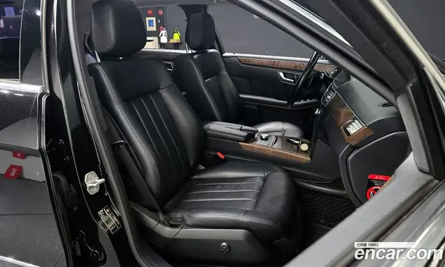 Mercedes-Benz E-Class 2013 3.5 автомат (гидро), миниатюра 10