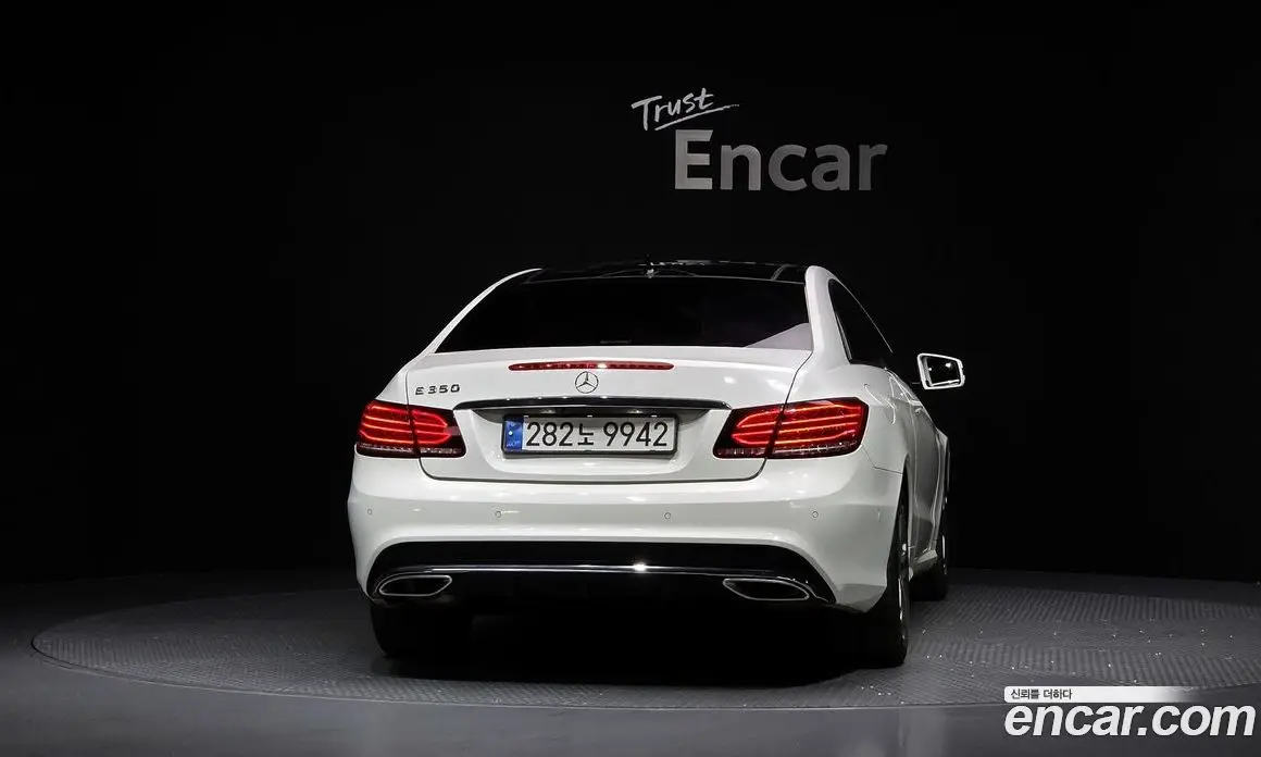 Mercedes-Benz E-Class 2014 3.5 автомат (гидро), фото 4 Mercedes-Benz E-Class 2014 3.5 автомат (гидро), фото 4