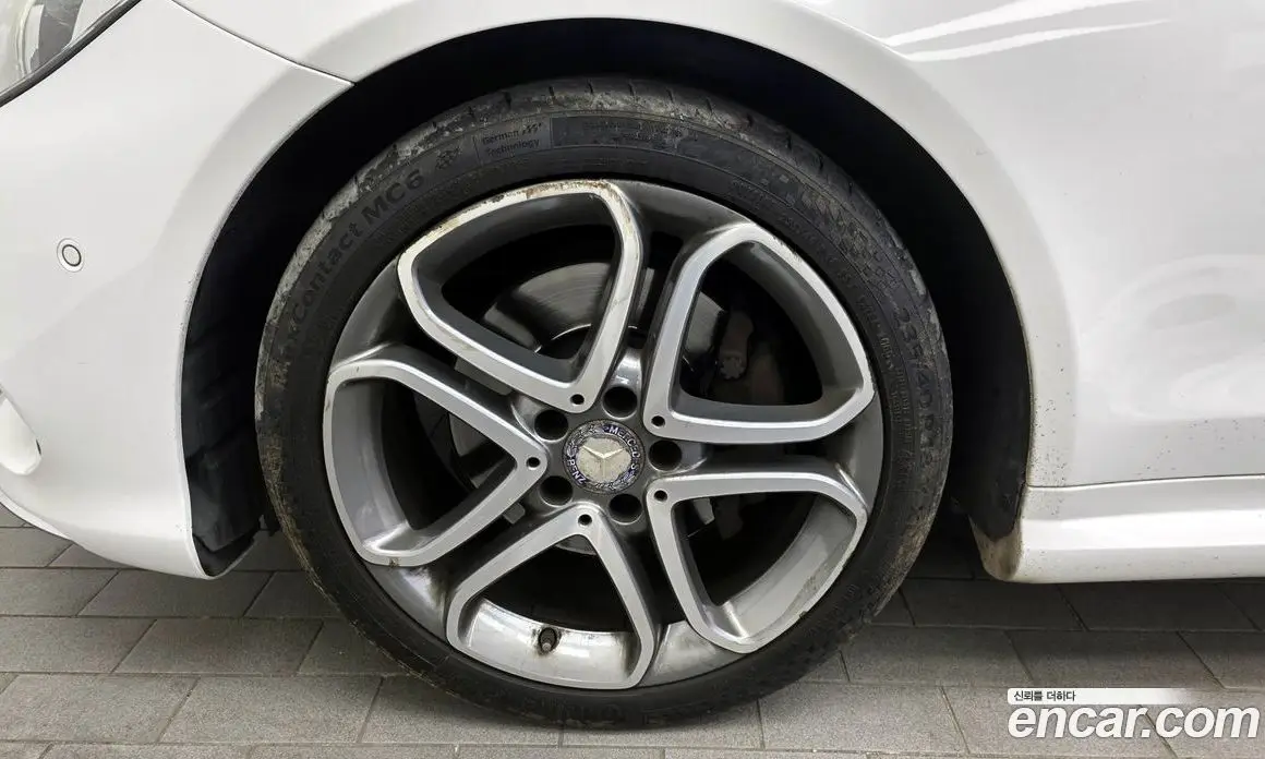 Mercedes-Benz E-Class 2014 3.5 автомат (гидро), фото 5 Mercedes-Benz E-Class 2014 3.5 автомат (гидро), фото 5